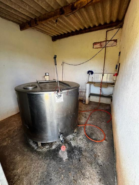 fazenda-venda-fazenda-araras-bambui-mg-1105333